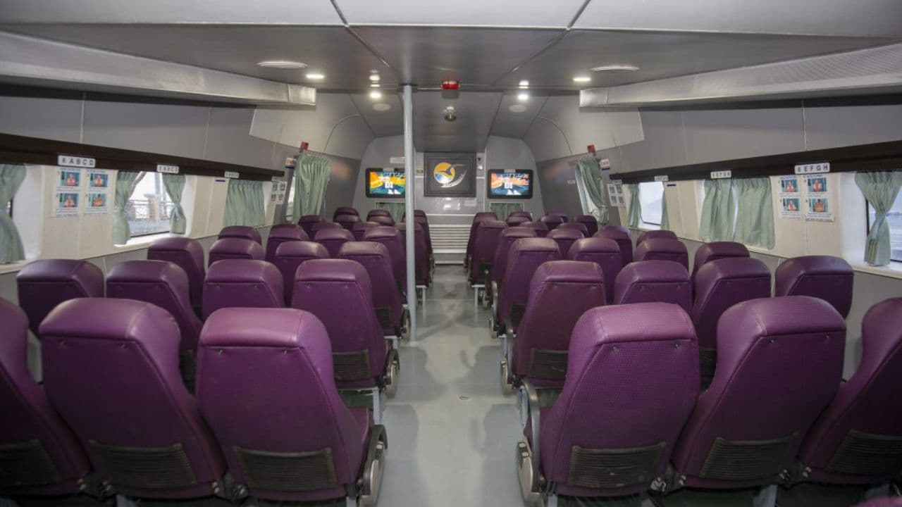 Dãy ghế thường tàu Superdong Côn Đảo