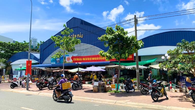 Ngôi chợ duy nhất tại Côn Đảo