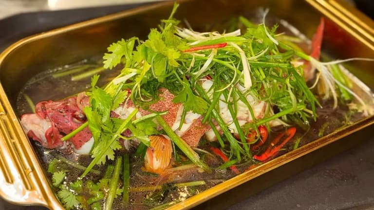 Cá mú đỏ hấp