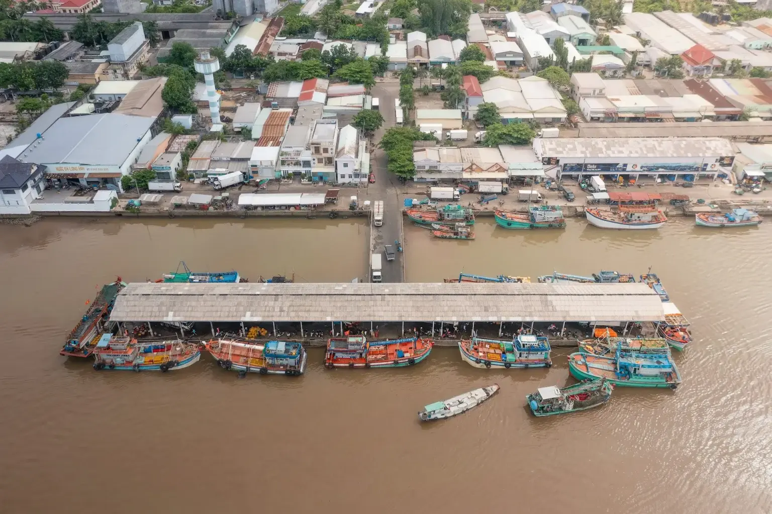 Bến tàu Trần Đề nhìn từ trên cao