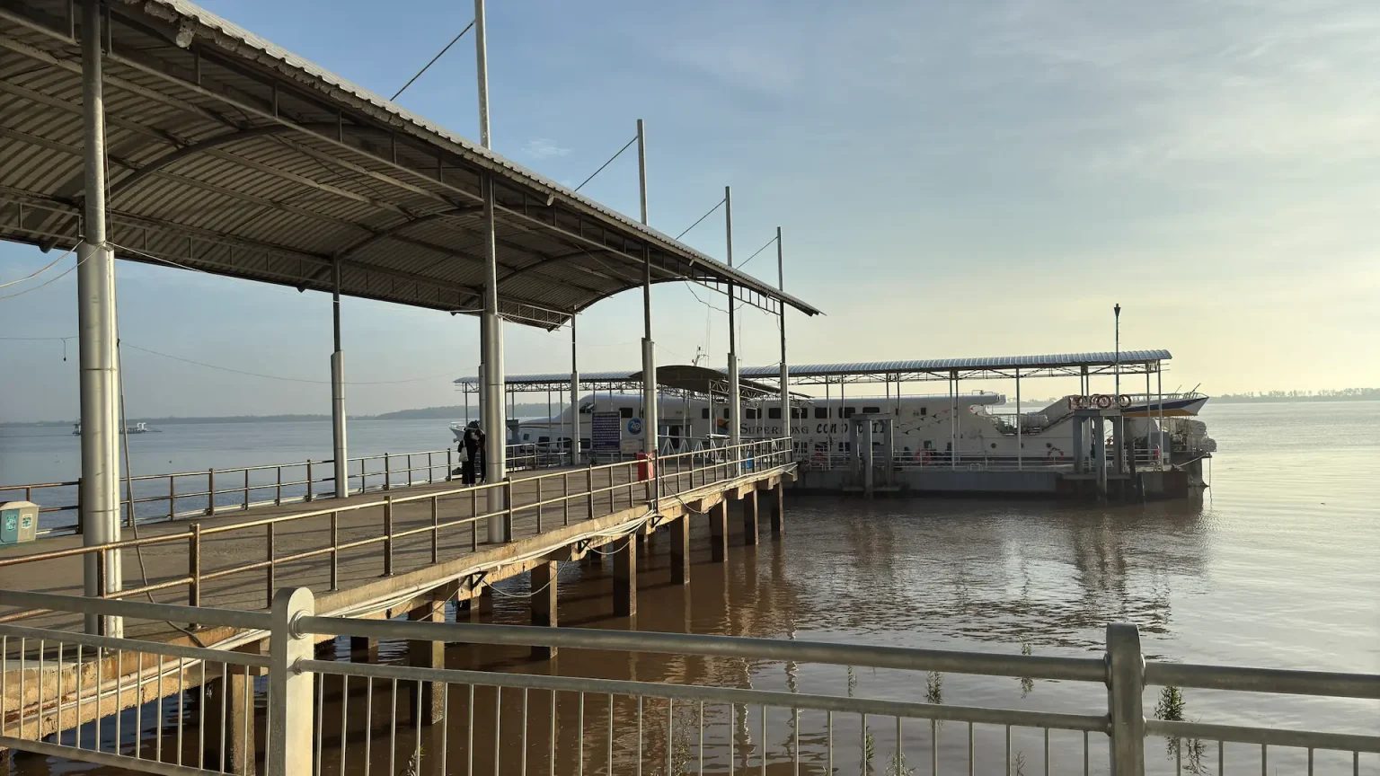 Cầu cảng Superdong Trần Đề