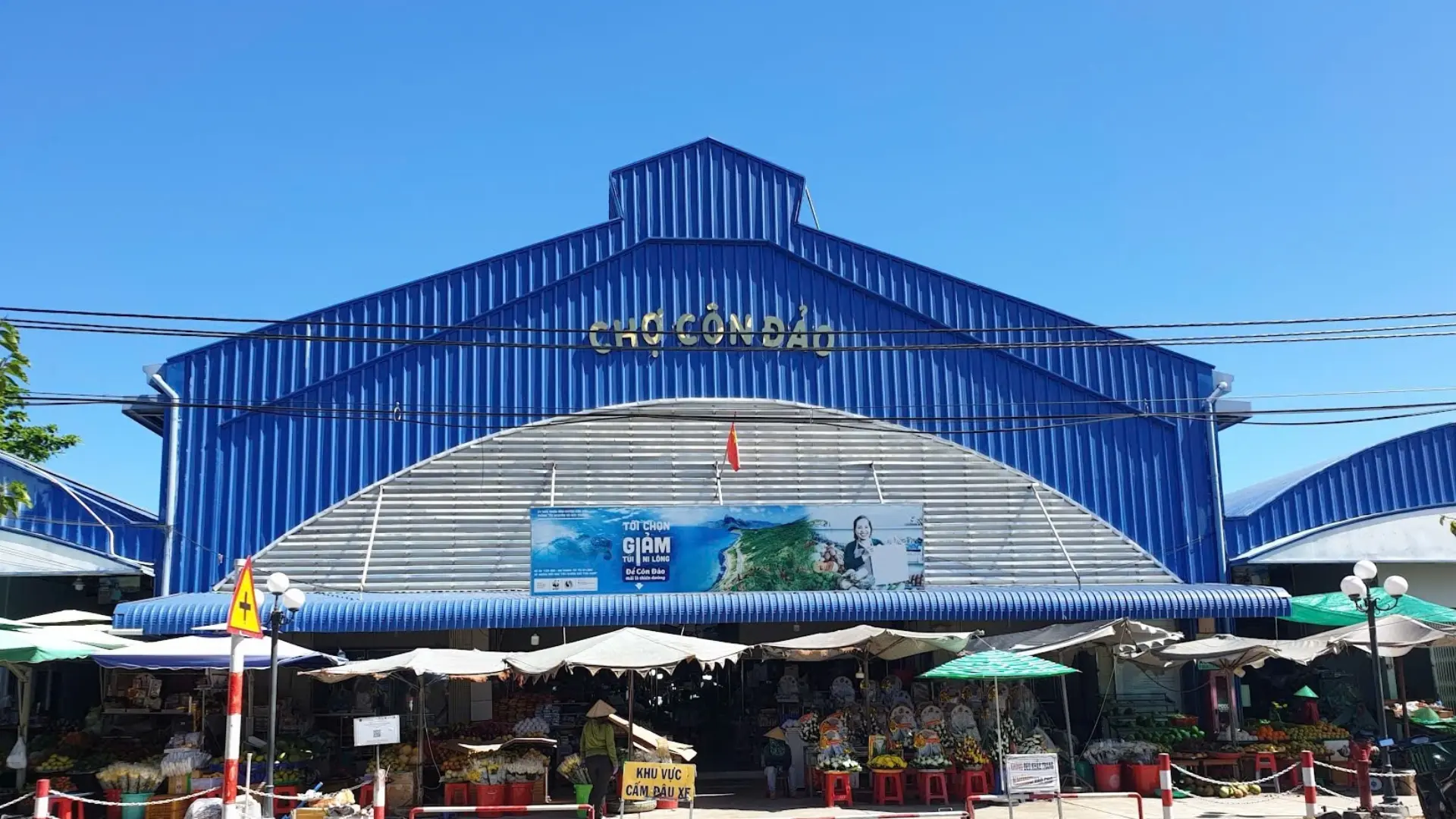 Chợ Côn Đảo phát triển thành địa điểm du lịch