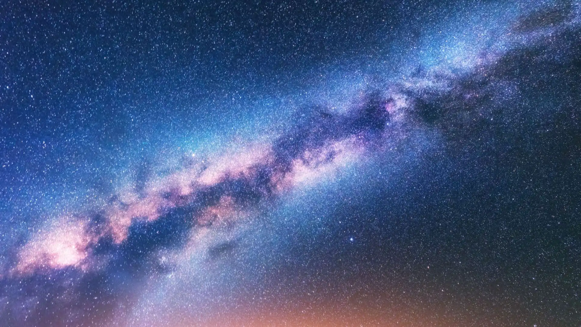 Milky Way là một dãy ánh sáng mờ ảo