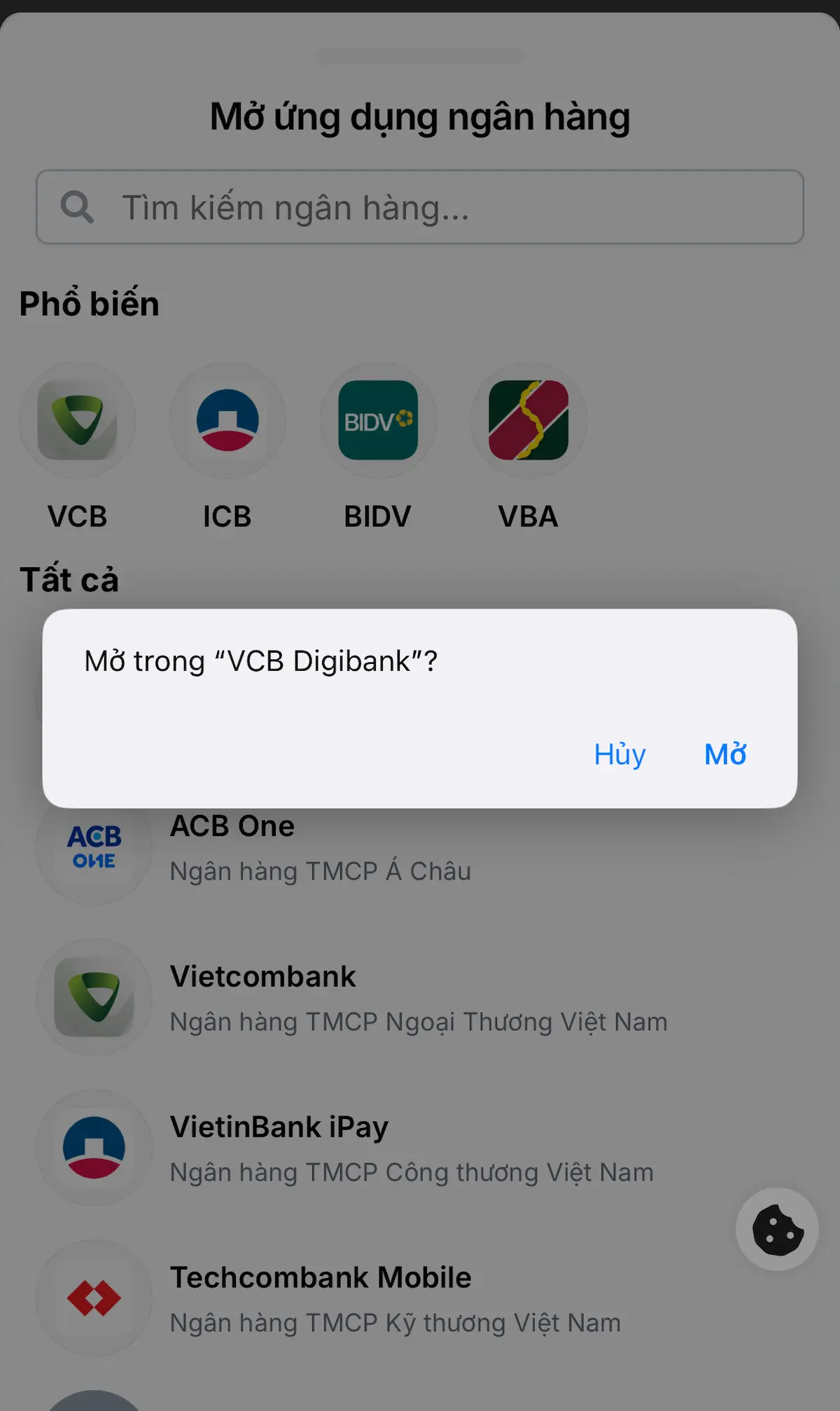Mở ứng dụng ngân hàng